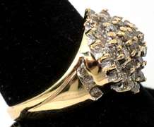 Eye-Catching Diamond Cluster Ring in Yellow Gold