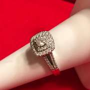 LADIES 14K WHITE GOLD DIAMOND RING