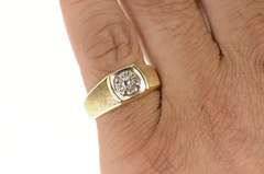 14K Yellow Gold 0.20 Ctw Diamond Cluster Men's Wedding Ring