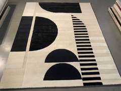 DECORATIVE WOOL RUG 5x8