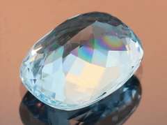 Brilliant 6.12ct cushion cut platinum blue Topaz