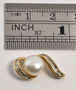 Nice Button Pearl Pendant