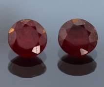 Round cut 3.19ct pair of Rubies