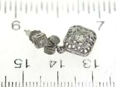 Fantastic White Gold Filigree Diamond Earrings
