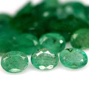 Rich green unheated 8.14ct 5x4mm Emerald set