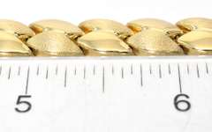 Elegant & Feminine Linked Bracelet in 14 KT Yellow Gold