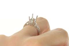 18K White Gold 0.18 Ctw Diamond Semi Mount Engagement Setting Ring