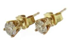 Classic Yellow Gold Diamond Stud Earrings