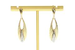14K Yellow Gold Diamond Inset Retro Scalloped Oval Dangle Earrings