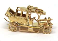 Gorgeous 18kt Vintage Car Charm