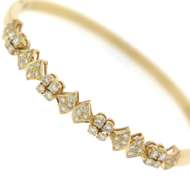 Dreamy 18kt YG 2CTW Round Brilliant Cut Diamond Bangle