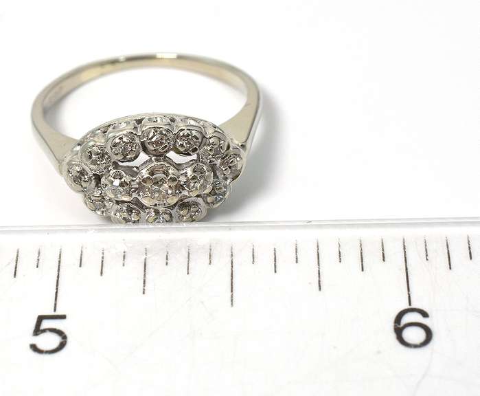 Gorgeous 15-Stone Diamond Cluster Ring in 14KT White Gold