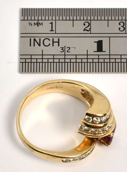 Lively Modern Ruby & Diamond Ring