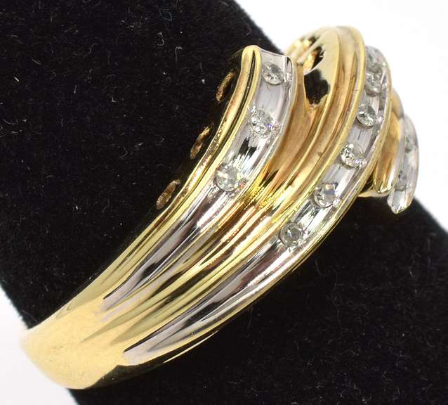 Diamond Band Row Ring in Yellow Gold