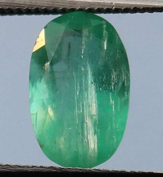 Glowing green! 1.38ct Colombian Emerald