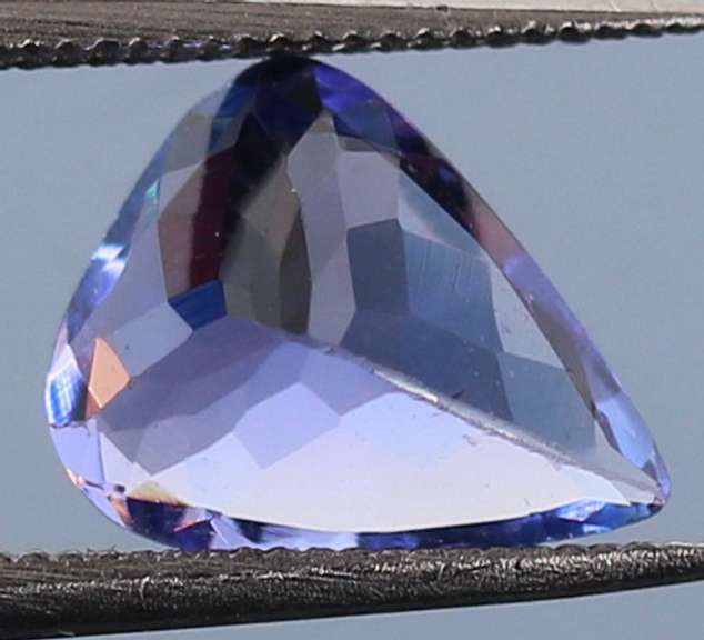 Vintage stock! 1.31ct unheated mine cut Tanzanite