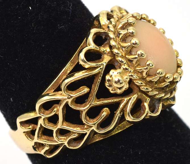 Ornate Pink Opal Ring in 14KT