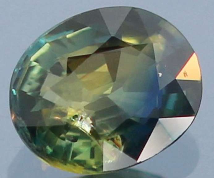 Heated only! .86ct party color Australian Sapphire