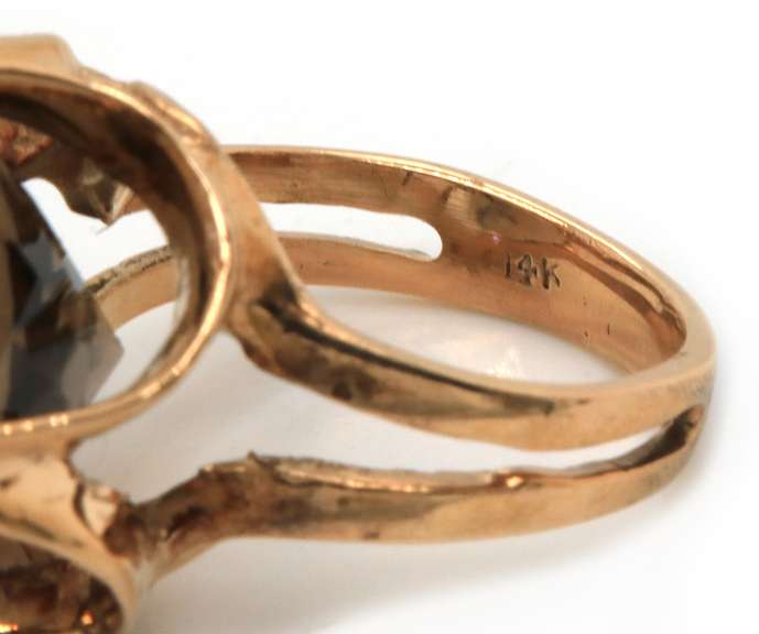 Fabulous 10kt YG Smokey Quartz Ring