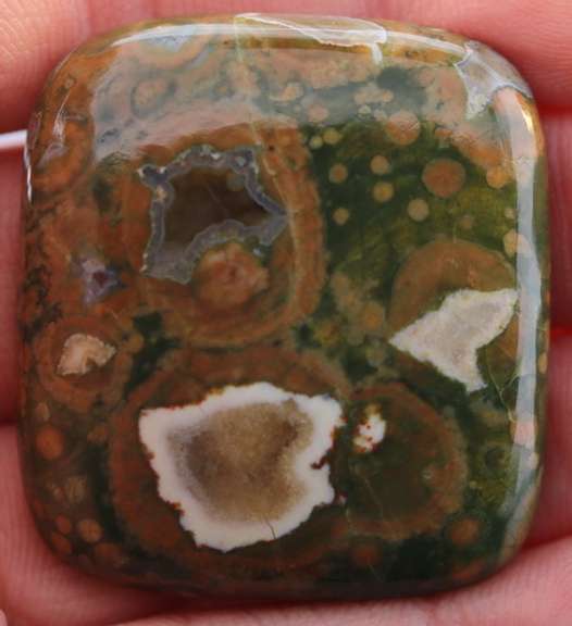 Eye catching 96.52ct Opal in Rhyolite