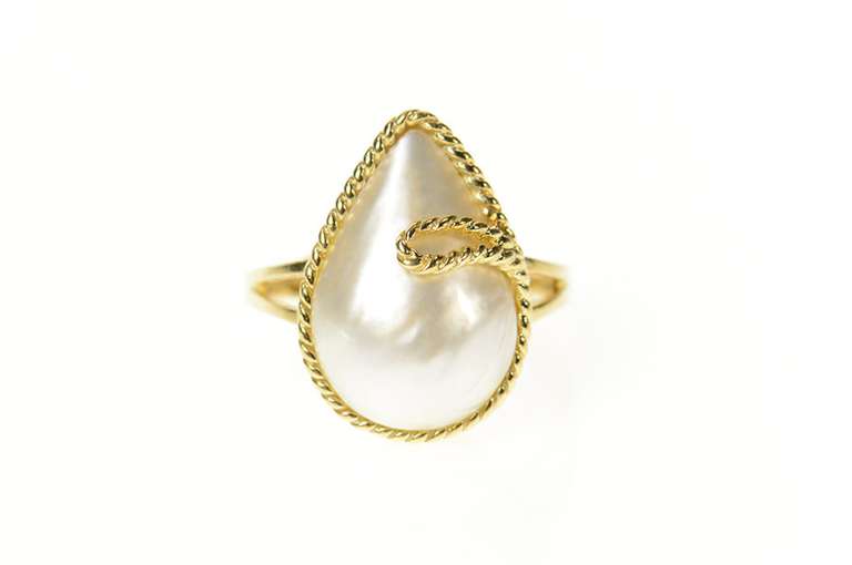 10K Yellow Gold Pearl Ornate Rope Trim Statement Cocktail Ring