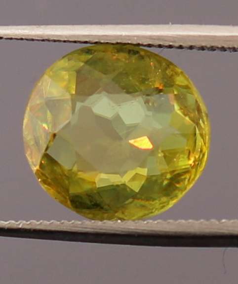 Gorgeous 2.18ct color shifting Russian Sphene