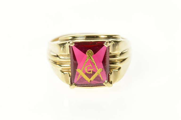 10K Yellow Gold Retro Men's Masonic Etched Syn. Ruby Ring