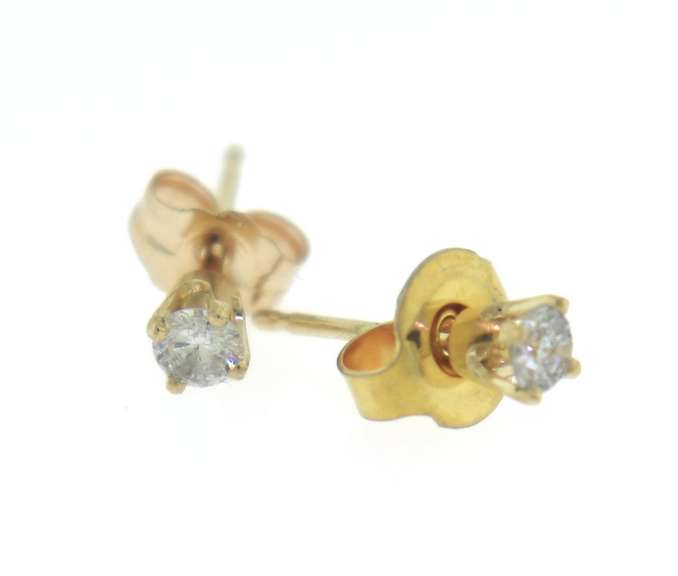 Elegant Yellow Gold Diamond Stud Earrings