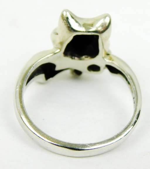 KBN Sterling Silver Cat Ring with CZ, Size 6.25