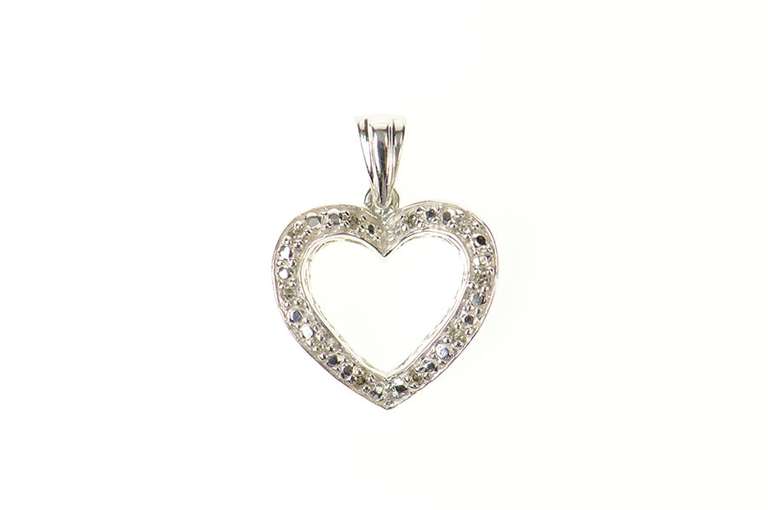 10K White Gold Diamond Classic Simple Heart Love Symbol Pendant