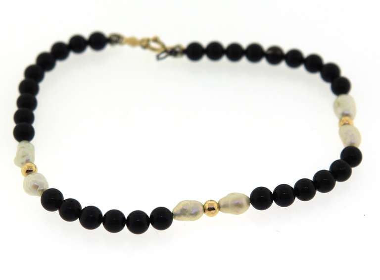 Fresh Water Pearl, Black and Gold Bead Bracelet