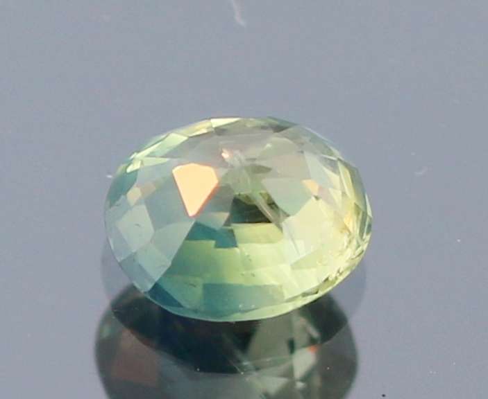 Heated only! .89ct party color Australian Sapphire