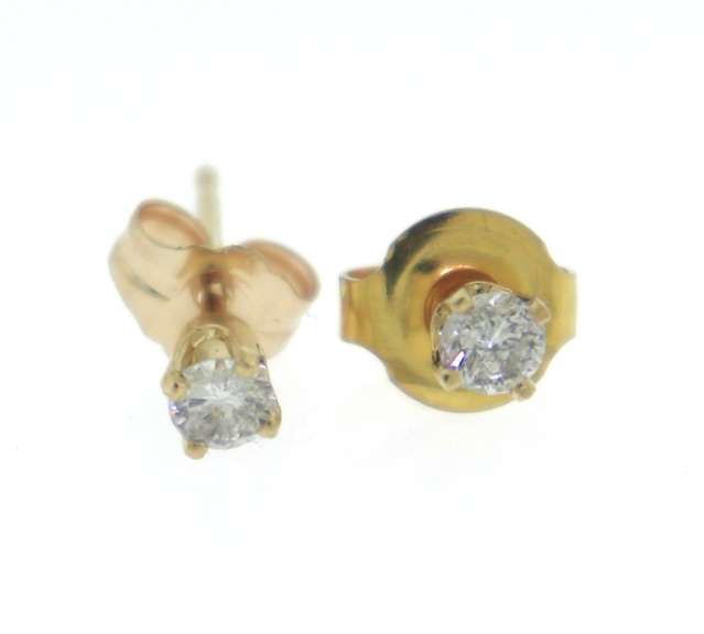 Elegant Yellow Gold Diamond Stud Earrings