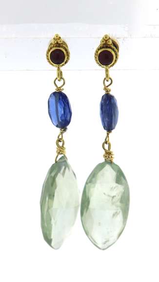 Attractive 18kt Green Quartz, Sapphire and Cabachon Ruby Earrings