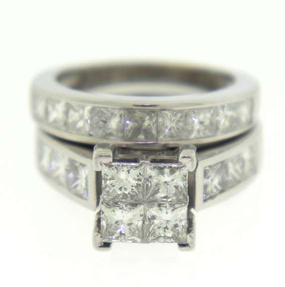 Sparkling Princess Cut Diamond Wedding Set
