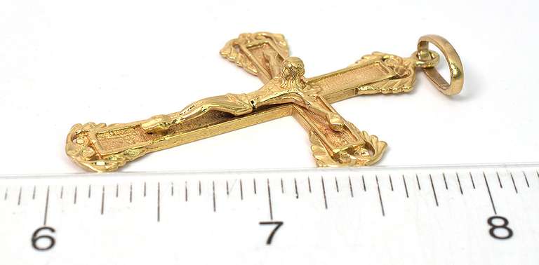 Ornate Crucifix Pendant in 18KT Yellow Gold