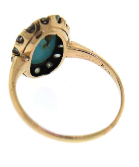 Beautiful Yellow Gold Turquoise and Diamond Ring