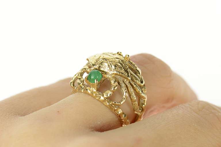 14K Yellow Gold Ornate 1960's Emerald Crab Cancer Zodiac Ring