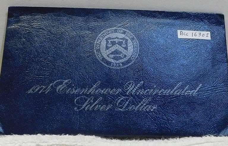 1974 Unc Sil Ike 40% (Blue Ike) nice