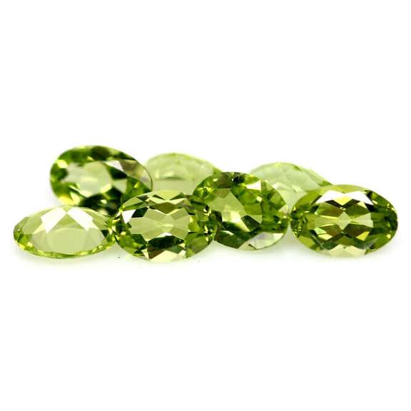 Dazzling 3.19ct untreated lime green Peridot set