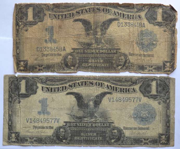 2 Honest Wear  $ 1 Silver Cert Black Eagle Notes