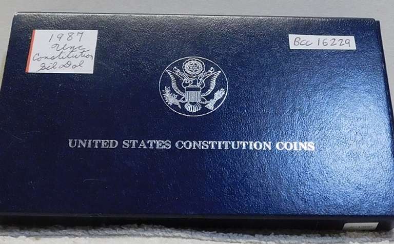 1987 Unc Constitution Silver Dollar