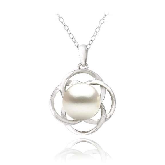 Sterling Silver Freshwater Cultured Pearl Flower Necklace