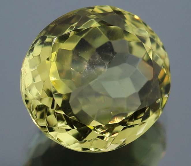 Glittering 9.92ct lemon yellow Citrine