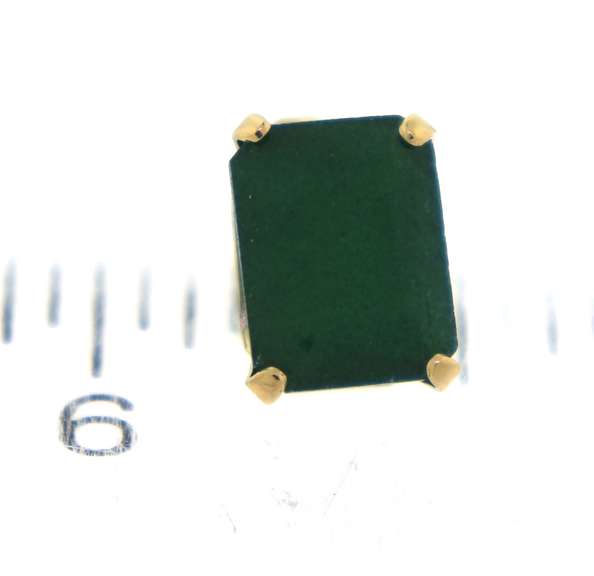 Nice Yellow Gold Emerald Cut Earrings