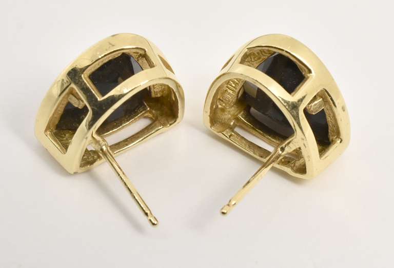 Chic 14k Trillion Cut Black Onyx Earrings