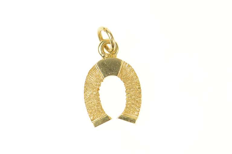 14K Yellow Gold Retro 1960's Textured Horse Shoe Lucky Charm/Pendant