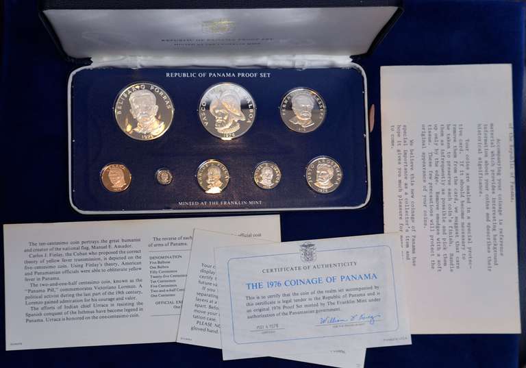 PANAMA 1976 8 COIN PROOF YEAR SET - 1.95OZ SILVER BALBOA & 5 BALBOAS