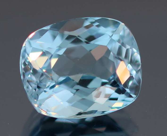 Striking! 9.03ct well cut 13mm high fire Topaz