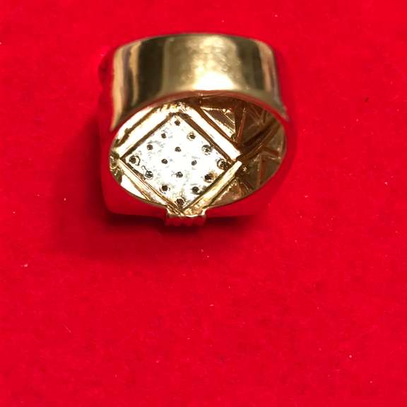 MENS 14K GOLD DIAMOND RING